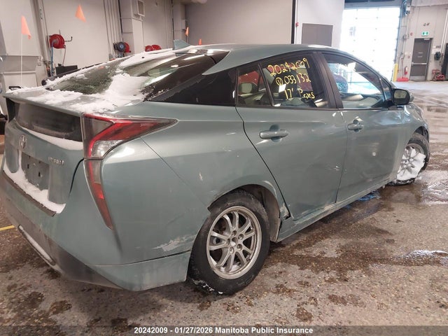 JTDKARFU6H3033132 Toyota Prius