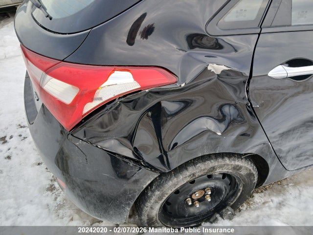 KMHD25LH9EU210506 Hyundai Elantra Gt Gl