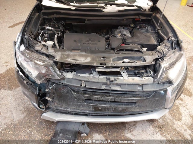 Mitsubishi Outlander Es 2017 JA4AZ2A3XHZ612402 Image 10