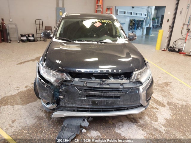 Mitsubishi Outlander Es 2017 JA4AZ2A3XHZ612402 Image 13