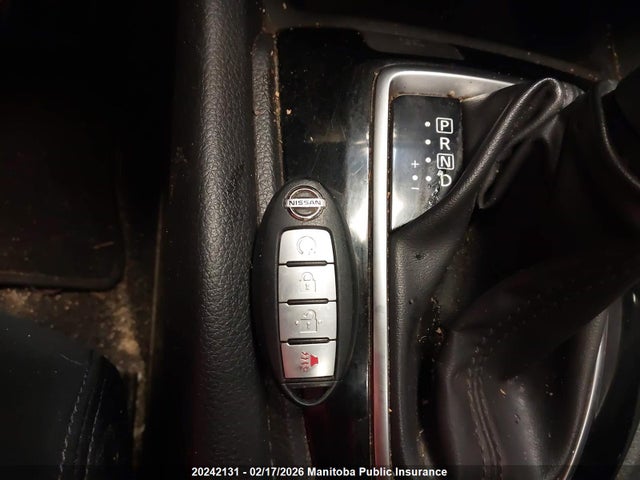 JN1BJ1CR1HW131178 Nissan Qashqai Sv