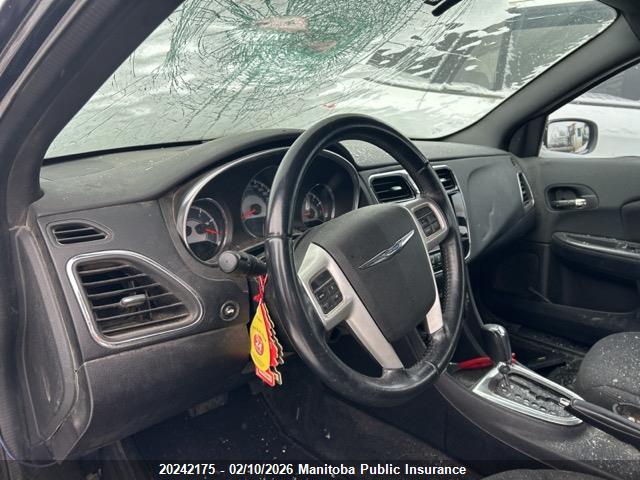 Chrysler 200 Touring 2014 1C3CCBBB4EN100650 Image 5