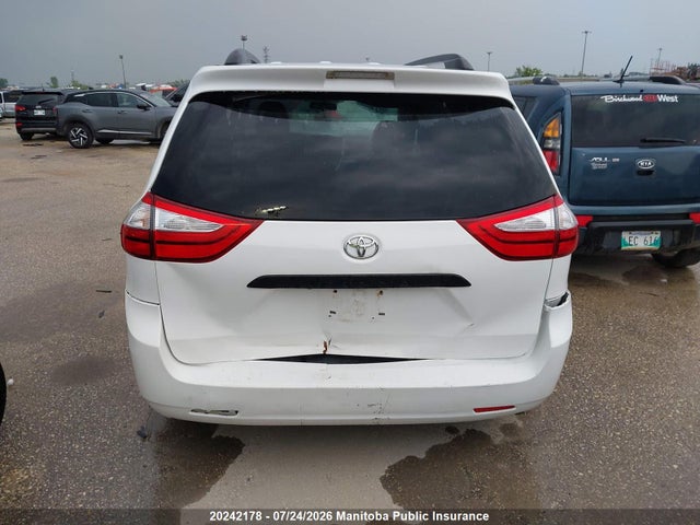 Продаж на аукціоні авто 2016 Toyota Sienna Se V6, vin: 5TDZK3DC4GS751035, номер лоту: 20242178