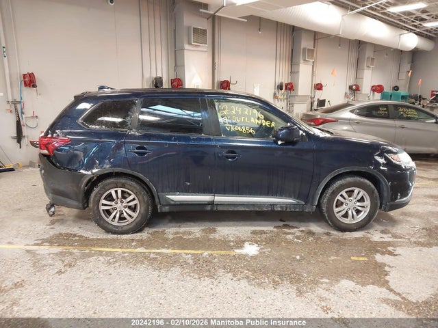 Mitsubishi Outlander Es 2019 JA4AZ2A39KZ606856 Image 14