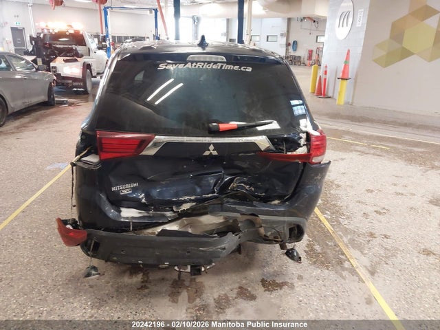 Mitsubishi Outlander Es 2019 JA4AZ2A39KZ606856 Image 17