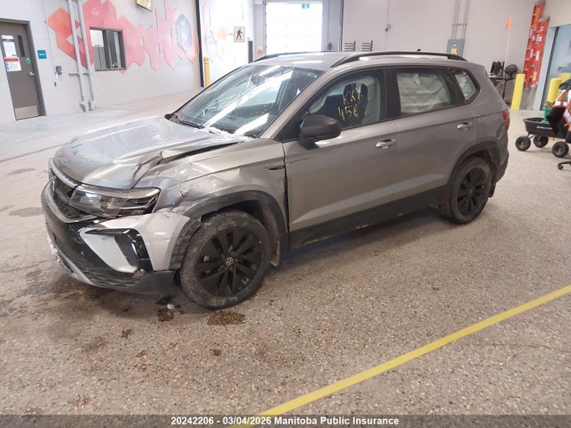 3VVAX7B29NM045662 Volkswagen Taos Trendline 1.5 Tsi