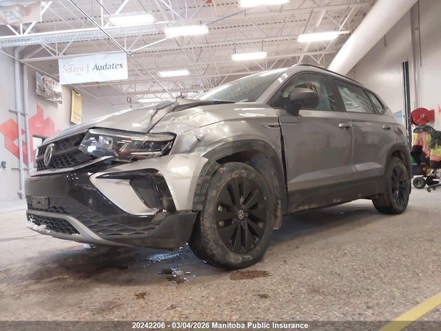 3VVAX7B29NM045662 Volkswagen Taos Trendline 1.5 Tsi