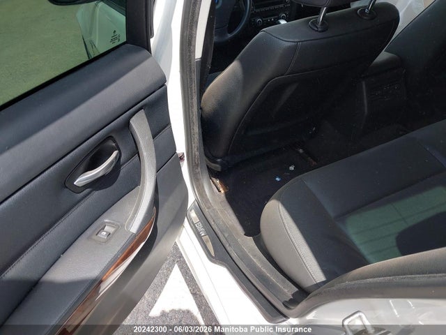 2010 Bmw 328i Xdrive მანქანა იყიდება აუქციონზე, vin: WBAPK7C55AA459039, აუქციონის ნომერი: 20242300