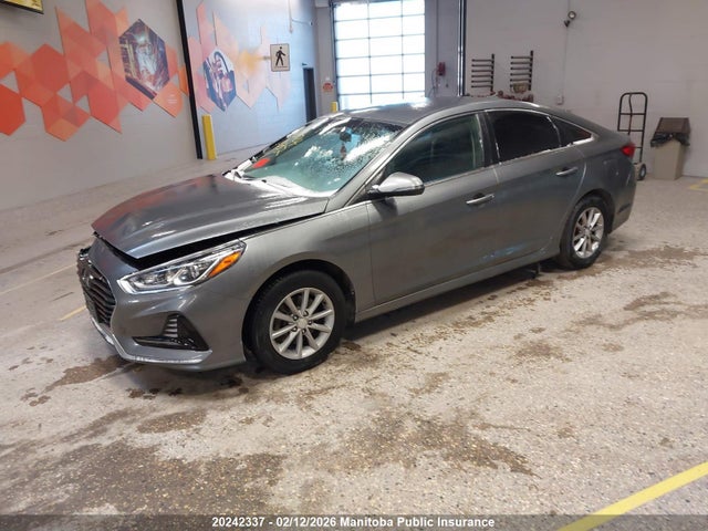 5NPE24AF9JH639881 Hyundai SONATA GL