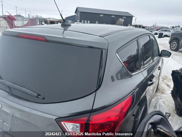 1FMCU9GDXKUB40658 Ford ESCAPE SE