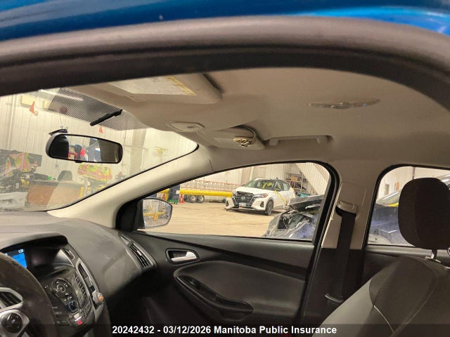 20242432 :رقم المزاد ، 1FAHP3F25CL334963 vin ، 2012 Ford Focus Se مزاد بيع