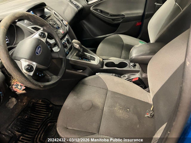 20242432 :رقم المزاد ، 1FAHP3F25CL334963 vin ، 2012 Ford Focus Se مزاد بيع