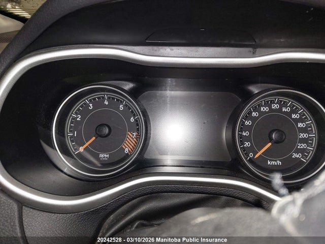 Продажа на аукционе авто 2015 Jeep Cherokee Trailhawk, vin: 1C4PJMBS1FW738493, номер лота: 20242528