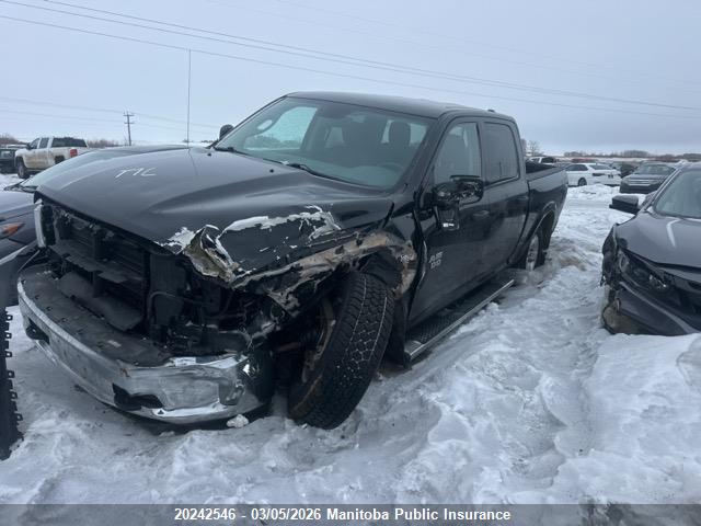 1C6RR7LTXFS766138 Dodge Ram 1500 Slt Crew Cab