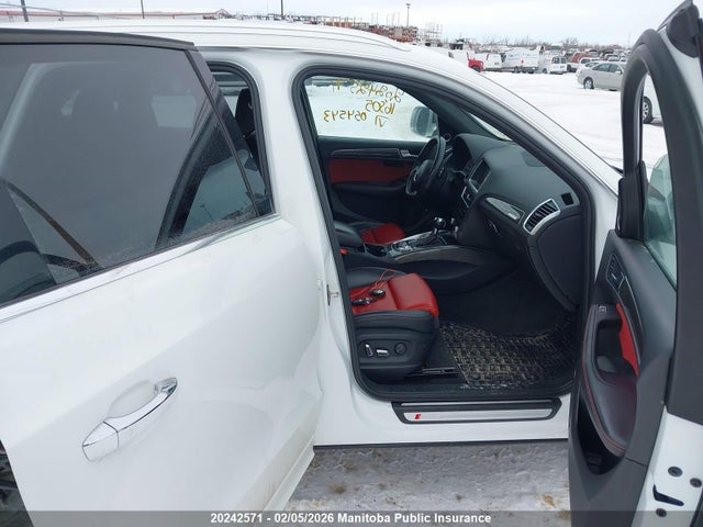 Audi SQ5 2016 WA1LCAFP2GA054543 Image 5