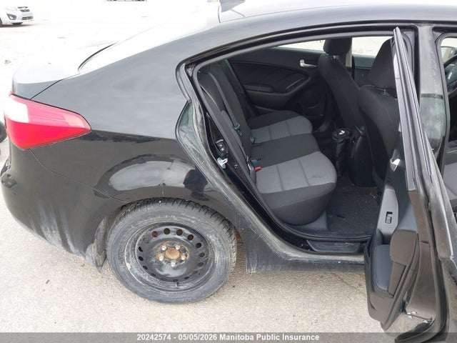 Продажа на аукционе авто 2015 Kia Forte Lx, vin: KNAFX4A60F5424464, номер лота: 20242574