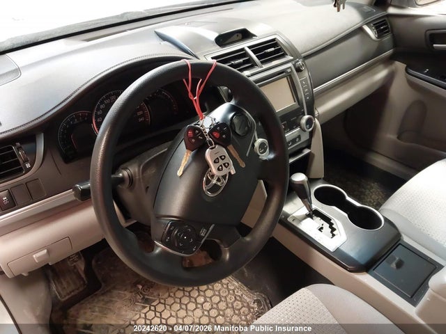 20242620 :رقم المزاد ، 4T1BF1FKXCU004006 vin ، 2012 Toyota Camry Le مزاد بيع