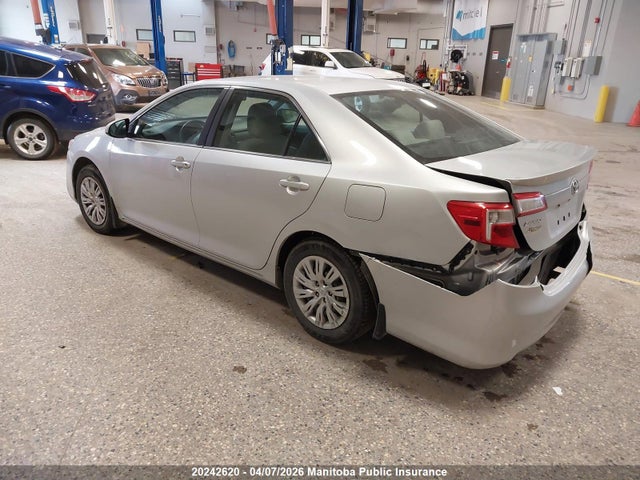 20242620 :رقم المزاد ، 4T1BF1FKXCU004006 vin ، 2012 Toyota Camry Le مزاد بيع