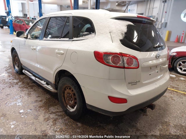 Продажа на аукционе авто 2012 Hyundai Santa Fe Gl, vin: 5XYZGDAG9CG106032, номер лота: 20242703