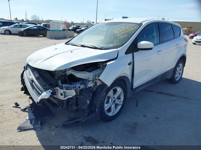 1FMCU9GX5FUB76547 Ford ESCAPE SE