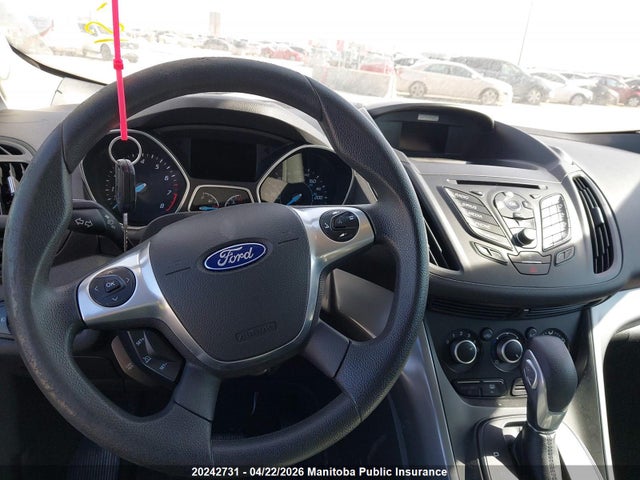 1FMCU9GX5FUB76547 Ford ESCAPE SE