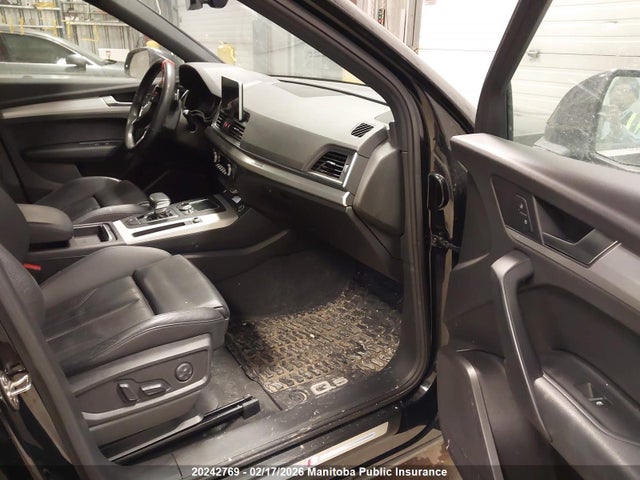WA1ENAFY0J2108712 Audi Q5