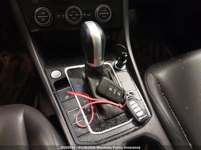 3VWE57BU1KM210989 Volkswagen Jetta 1.4 Tsi