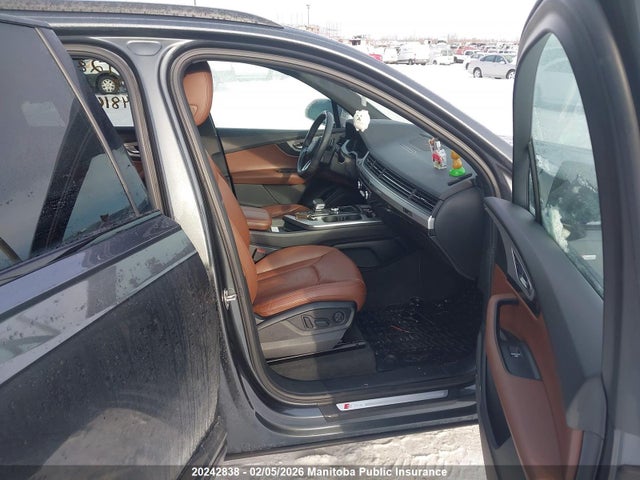 WA1MHBF7XJD048166 Audi Q7