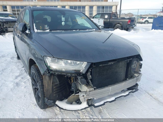 WA1MHBF7XJD048166 Audi Q7