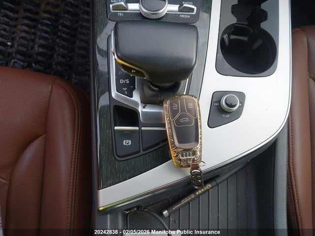 WA1MHBF7XJD048166 Audi Q7
