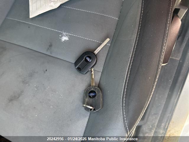 1FMCU9GX5EUA48355 Ford ESCAPE SE