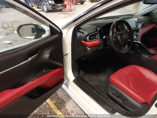 4T1K31AK3NU041160 Toyota Camry Xse Hybrid