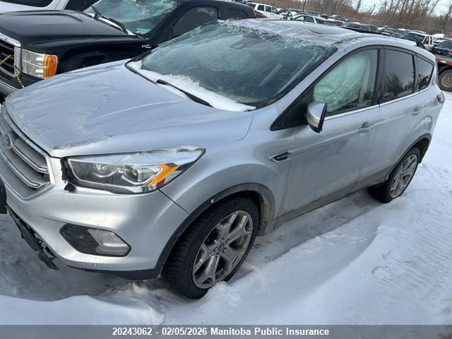 1FMCU9J98HUA33525 Ford Escape Titanium