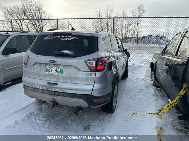 1FMCU9J98HUA33525 Ford Escape Titanium