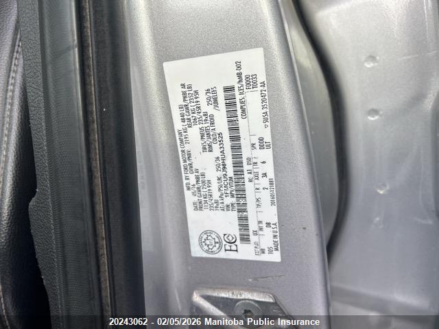 1FMCU9J98HUA33525 Ford Escape Titanium