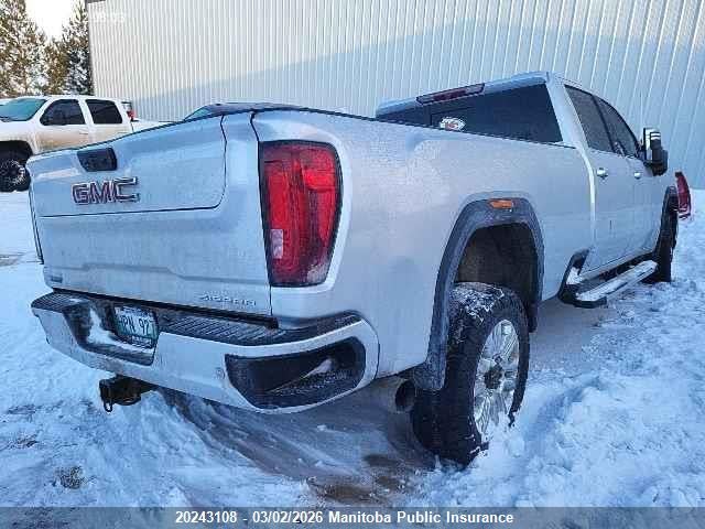 1GT49WEY2MF224351 GMC Sierra 3500 Denali Crew Cab