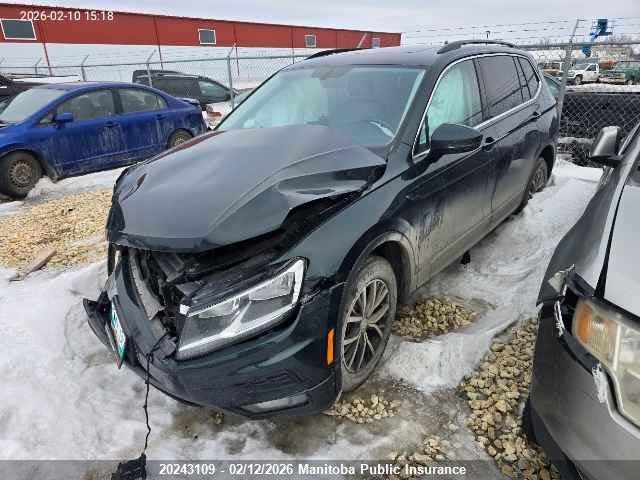 3VV2B7AX8JM110897 Volkswagen Tiguan 2.0 Tsi