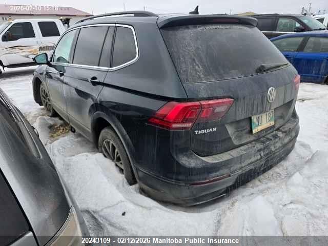 3VV2B7AX8JM110897 Volkswagen Tiguan 2.0 Tsi