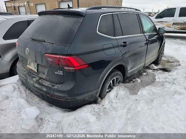 3VV2B7AX8JM110897 Volkswagen Tiguan 2.0 Tsi