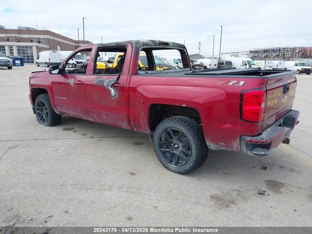 3GCUKRECXJG250183 Chevrolet Silverado 1500 Lt Crew Cab