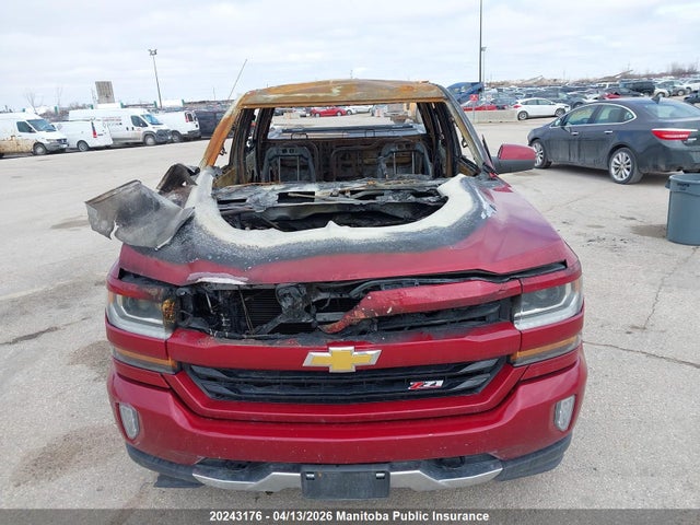 3GCUKRECXJG250183 Chevrolet Silverado 1500 Lt Crew Cab