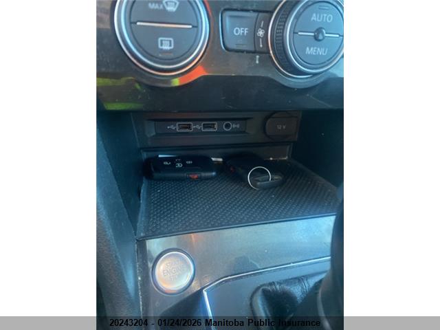 3VV4B7AX2JM112881 Volkswagen Tiguan Sel Premium