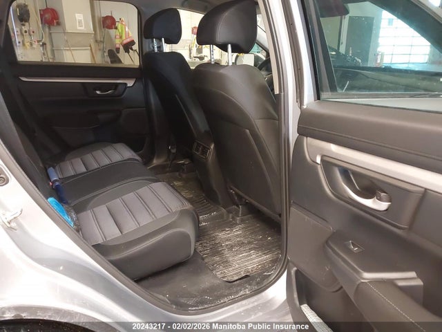 2HKRW2H24JH127877 Honda CR-V LX