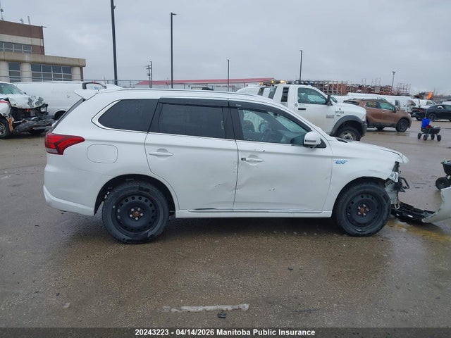 Aukcja sprzedaży 2022 Mitsubishi Outlander Black Edition Hybrid, vin: JA4J2VA71NZ606895, numer aukcji: 20243223