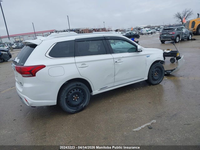 Aukcja sprzedaży 2022 Mitsubishi Outlander Black Edition Hybrid, vin: JA4J2VA71NZ606895, numer aukcji: 20243223