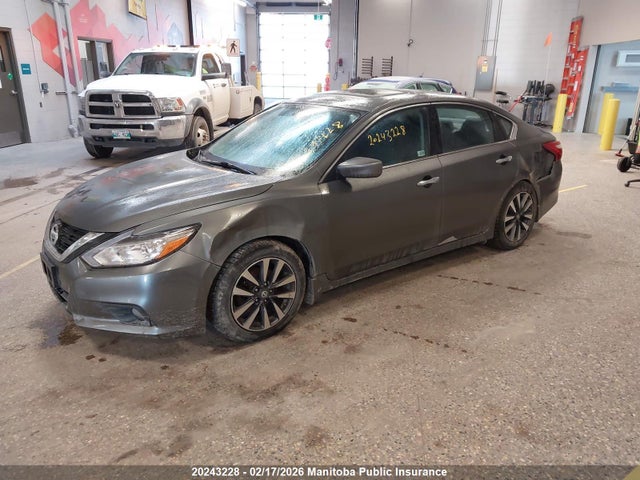 1N4AL3AP8HN342907 Nissan Altima 2.5 Sv