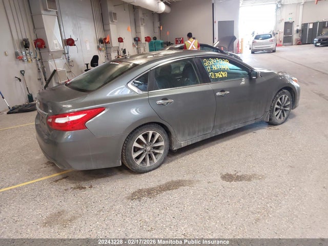 1N4AL3AP8HN342907 Nissan Altima 2.5 Sv