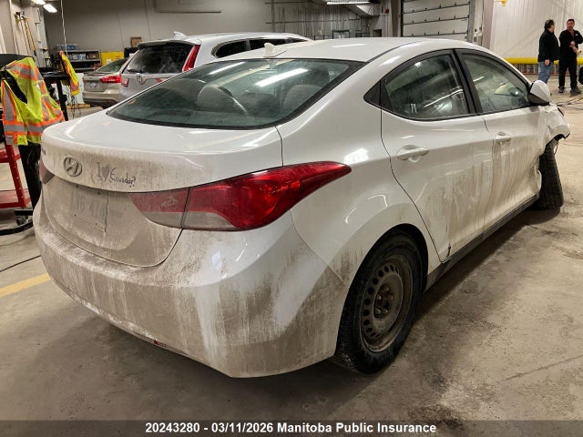 Продажа на аукционе авто 2013 Hyundai Elantra Gls, vin: 5NPDH4AE9DH206406, номер лота: 20243280