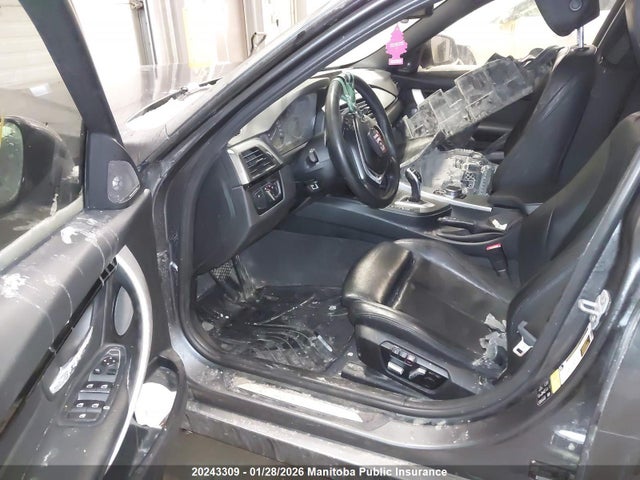 WBA8D9G3XHNU65375 BMW 330i Xdrive