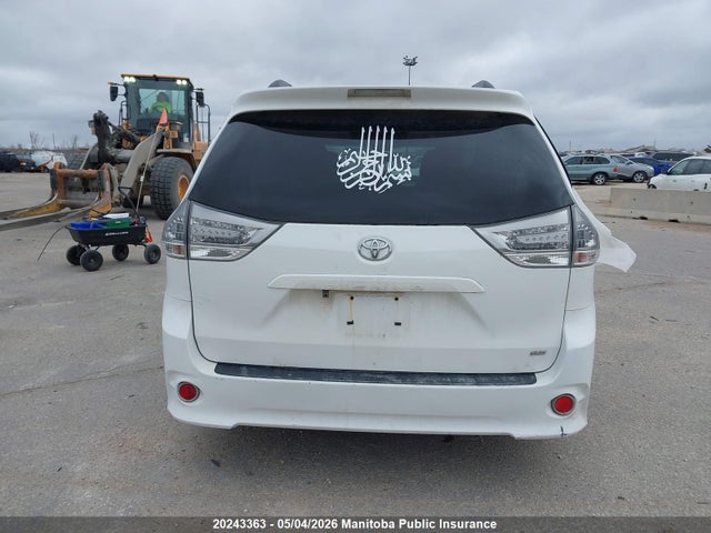 2013 Toyota Sienna Ce V6 მანქანა იყიდება აუქციონზე, vin: 5TDXK3DC6DS316732, აუქციონის ნომერი: 20243363